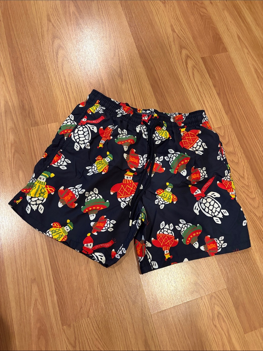 Like New Men's VILEBREQUIN Swim Trunk Sz L Turtle